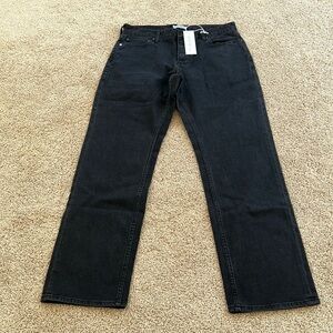 New! Five four mens SZ 33, will medium wash relaxed jeans.
